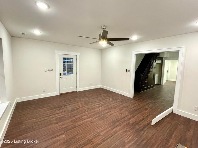 144 Main St, Pleasureville, KY 40057