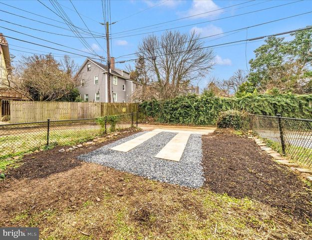 4 N BELLE GROVE RD, Baltimore, MD 21228