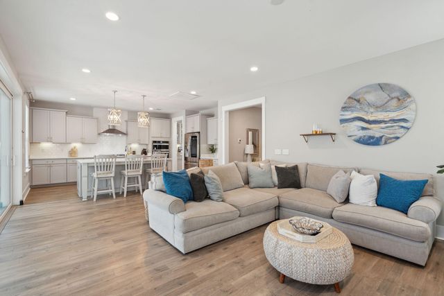 262 Great Lawn Drive, Summerville, SC 29486