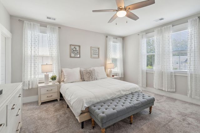 262 Great Lawn Drive, Summerville, SC 29486