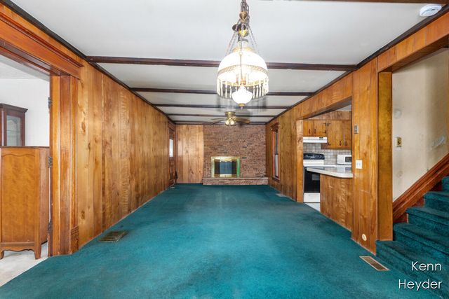 1170 Indian Lakes Road NW, Sparta, MI 49345