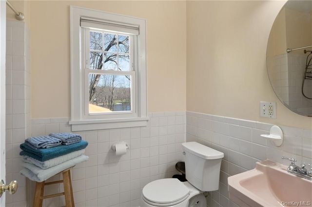 809 Farmers Mills Road, Carmel, NY 10512