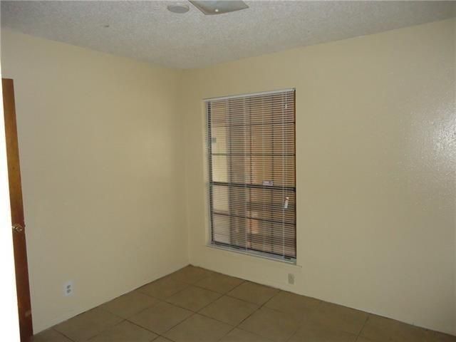 1309 Westcott DR A, Round Rock, TX 78664