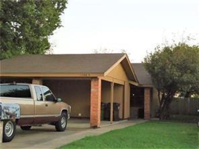 1309 Westcott DR A, Round Rock, TX 78664