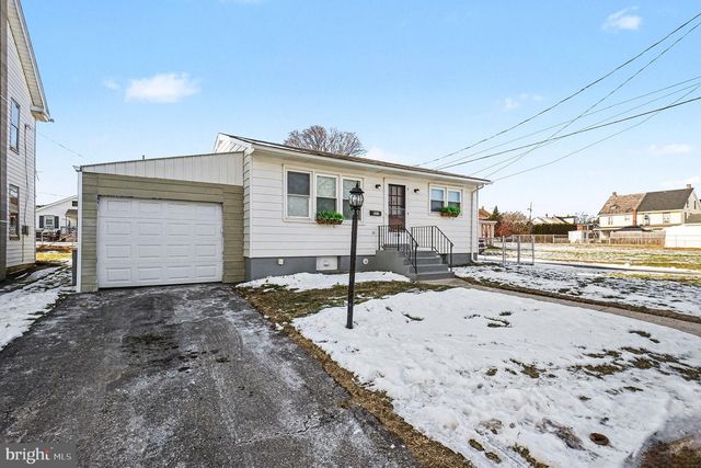 523 BOLLMAN ST, Lebanon, PA 17042