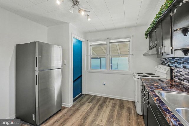 523 BOLLMAN ST, Lebanon, PA 17042