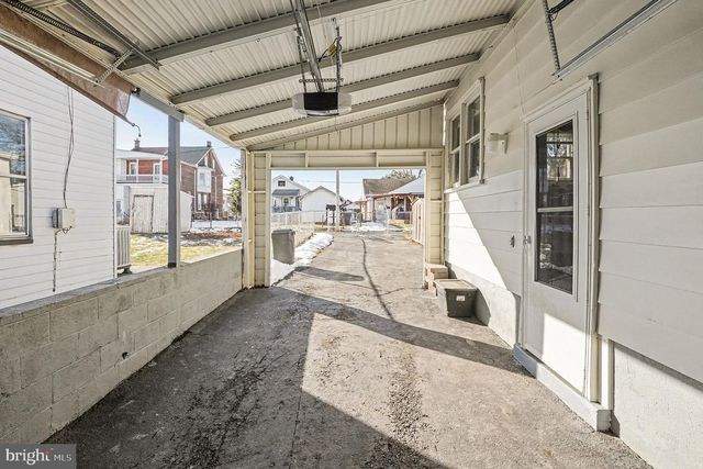 523 BOLLMAN ST, Lebanon, PA 17042