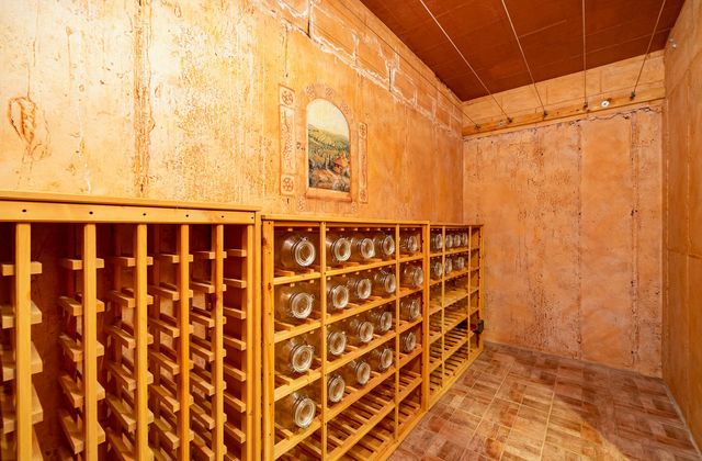 8855 E 93rd Avenue, Crown Point, IN 46307