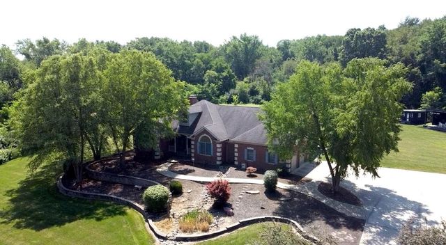 8855 E 93rd Avenue, Crown Point, IN 46307