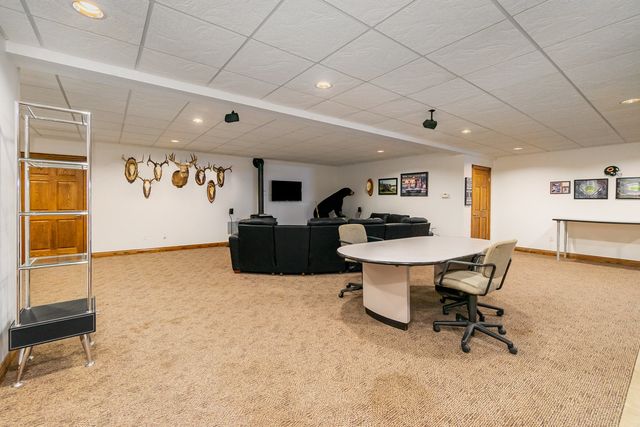 8855 E 93rd Avenue, Crown Point, IN 46307