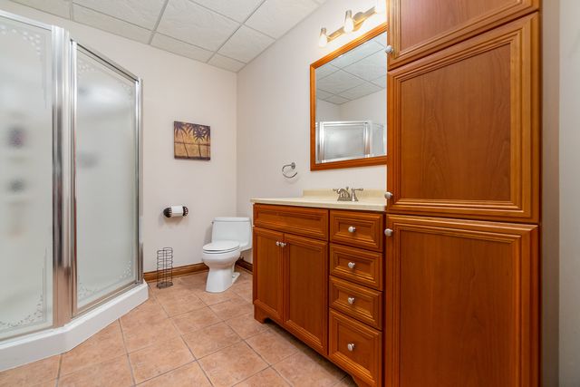 8855 E 93rd Avenue, Crown Point, IN 46307