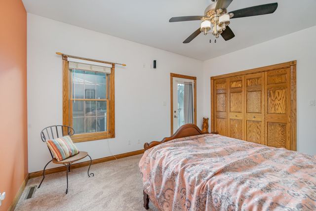 8855 E 93rd Avenue, Crown Point, IN 46307