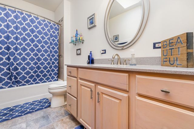 8855 E 93rd Avenue, Crown Point, IN 46307