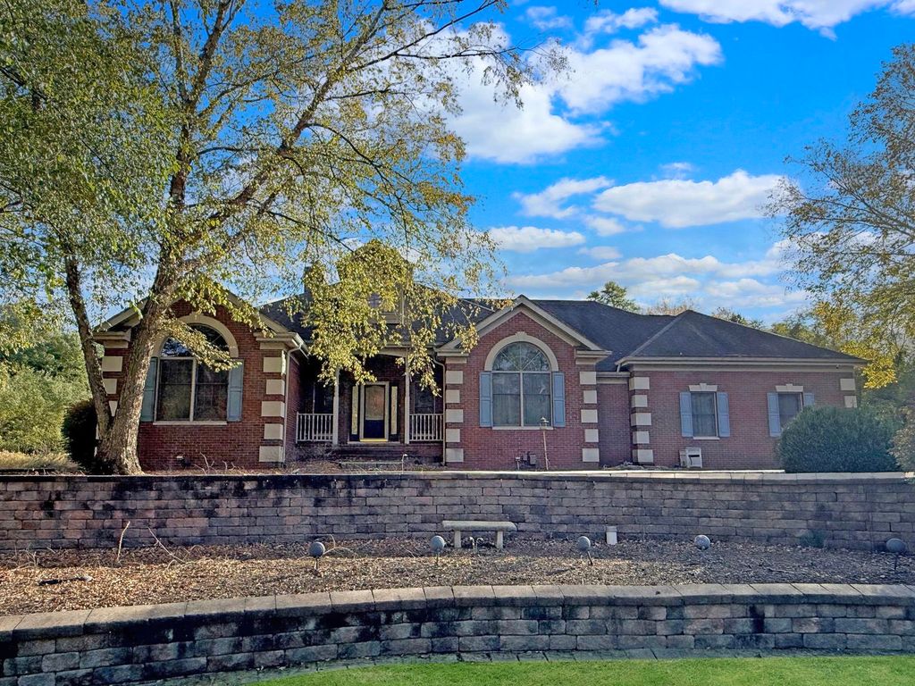 8855 E 93rd Avenue, Crown Point, IN 46307