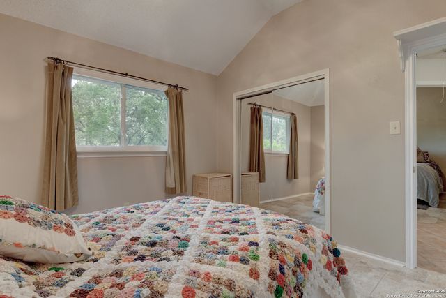 8811 Silent Stream, San Antonio, TX 78250