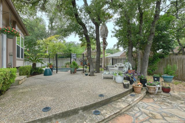 8811 Silent Stream, San Antonio, TX 78250