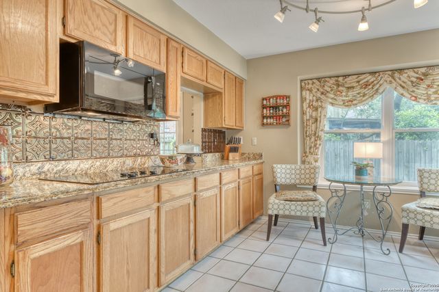 8811 Silent Stream, San Antonio, TX 78250