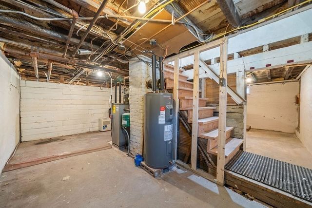 61 Lawrence St, Bellingham, MA 02019