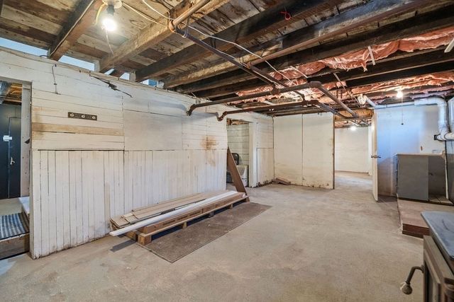 61 Lawrence St, Bellingham, MA 02019