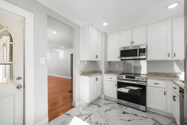 61 Lawrence St, Bellingham, MA 02019