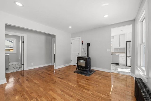 61 Lawrence St, Bellingham, MA 02019