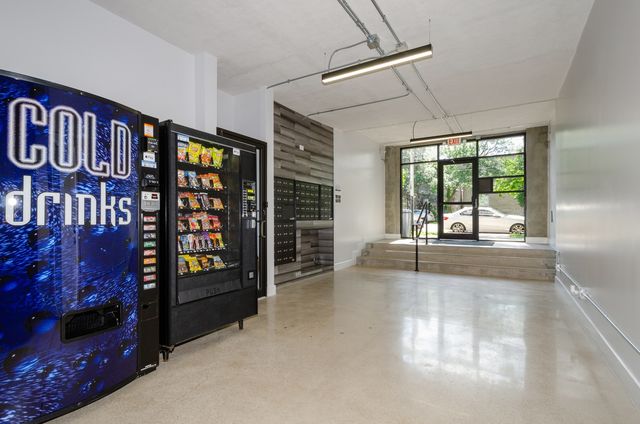 7645 N SHERIDAN Road 316, Chicago, IL 60626
