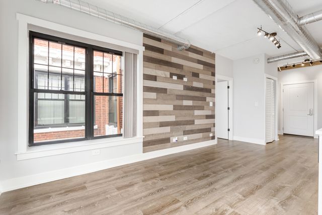 7645 N SHERIDAN Road 316, Chicago, IL 60626