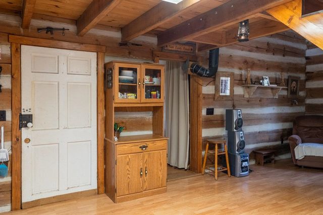 800 COVE MOUNTAIN RD, Mathias, WV 26812