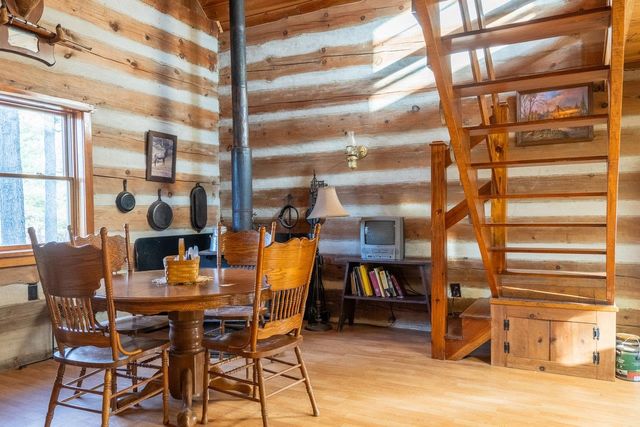 800 COVE MOUNTAIN RD, Mathias, WV 26812