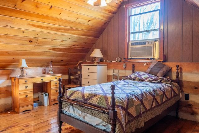 800 COVE MOUNTAIN RD, Mathias, WV 26812