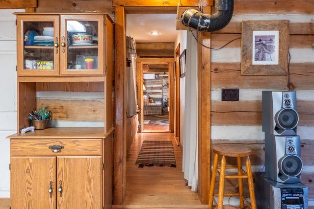 800 COVE MOUNTAIN RD, Mathias, WV 26812