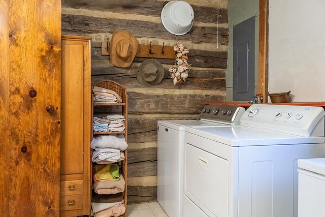 800 COVE MOUNTAIN RD, Mathias, WV 26812