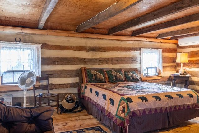 800 COVE MOUNTAIN RD, Mathias, WV 26812