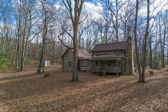 800 COVE MOUNTAIN RD, Mathias, WV 26812