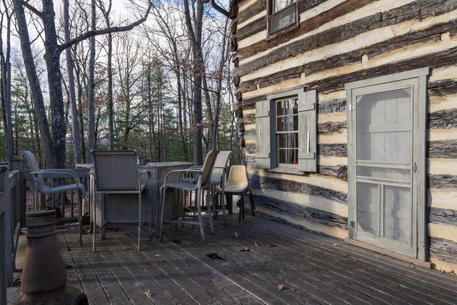 800 COVE MOUNTAIN RD, Mathias, WV 26812