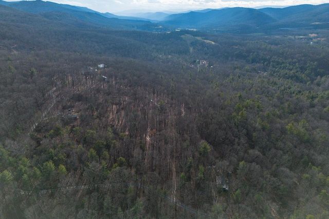 800 COVE MOUNTAIN RD, Mathias, WV 26812