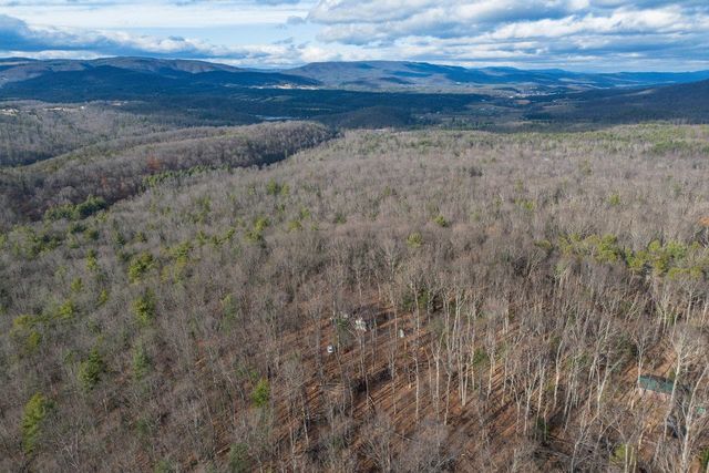 800 COVE MOUNTAIN RD, Mathias, WV 26812