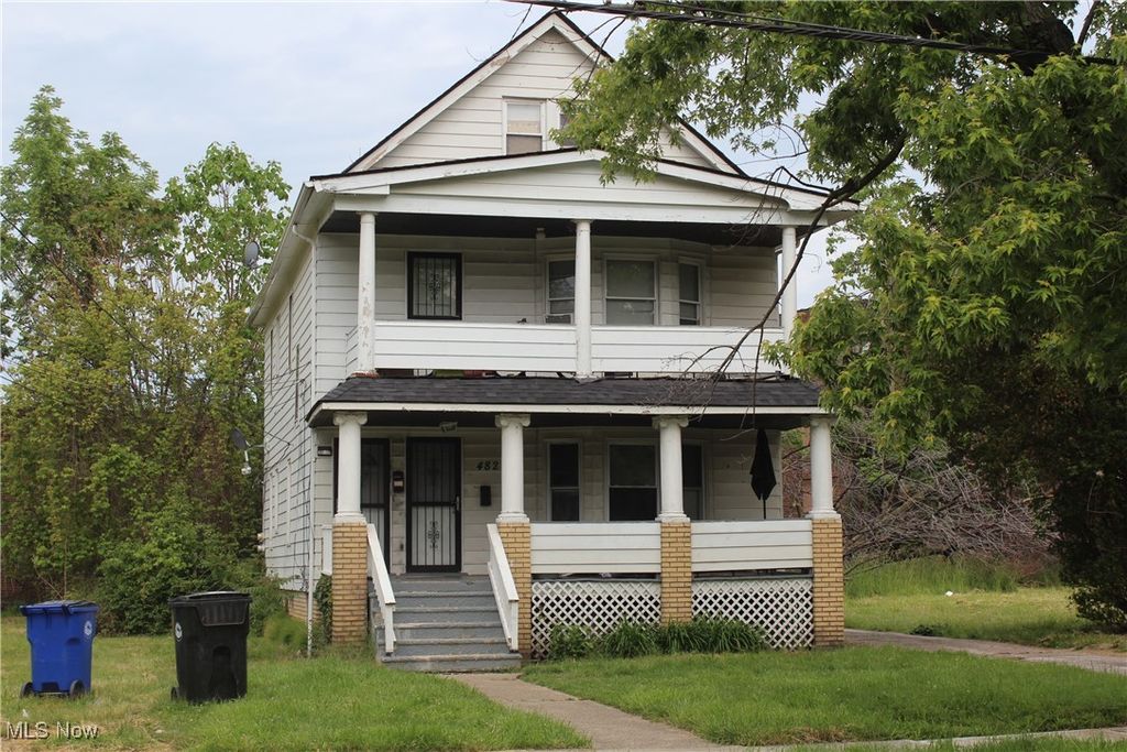 482 E 142nd Street, Cleveland, OH 44110