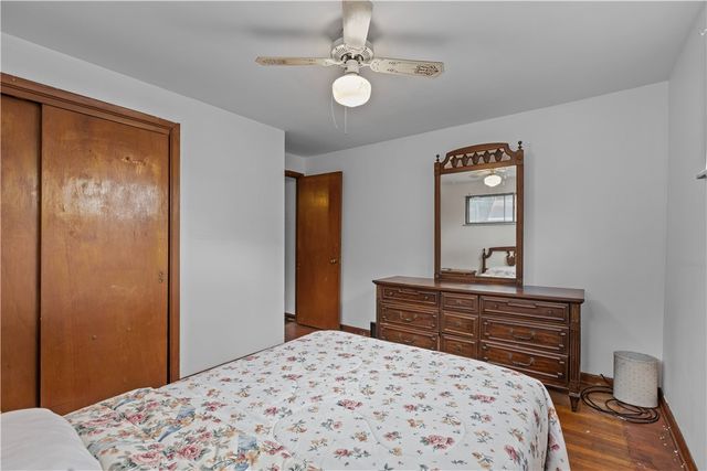 1213 Robinia Dr, Penn Hills, PA 15221