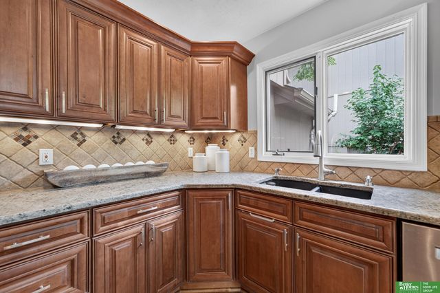 14221 Seward Street, Omaha, NE 68154
