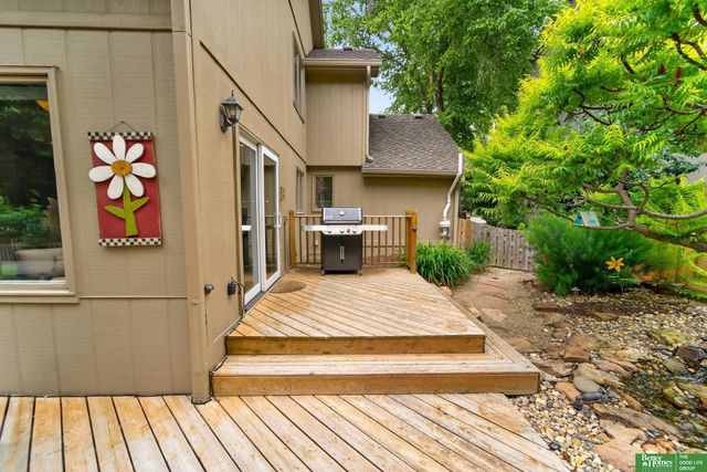 14221 Seward Street, Omaha, NE 68154