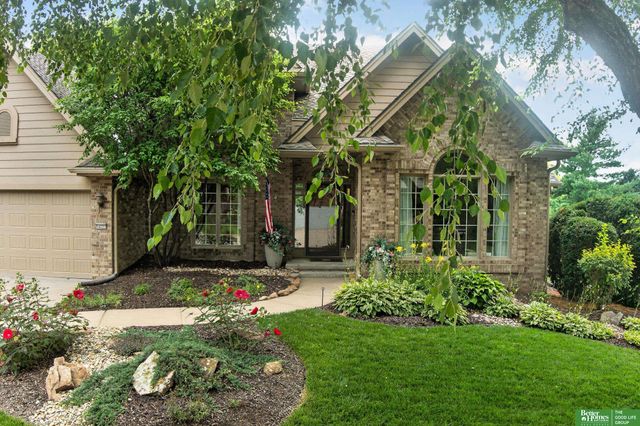 14221 Seward Street, Omaha, NE 68154