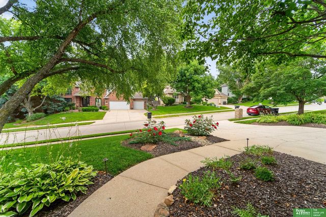 14221 Seward Street, Omaha, NE 68154