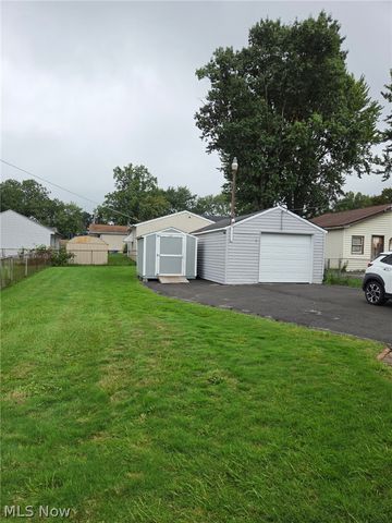 1558 Thalia Avenue, Youngstown, OH 44514