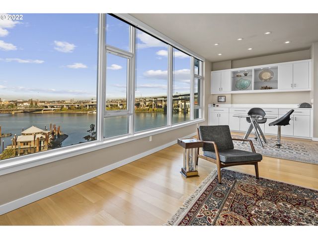 1900 S RIVER Dr N601, Portland, OR 97201