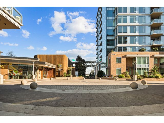 1900 S RIVER Dr N601, Portland, OR 97201