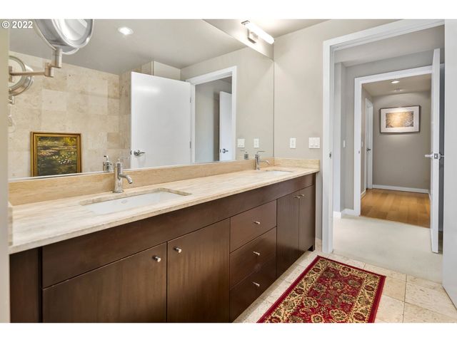 1900 S RIVER Dr N601, Portland, OR 97201