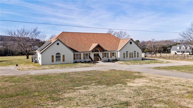 12265 Greasy Valley Road, Prairie Grove, AR 72753