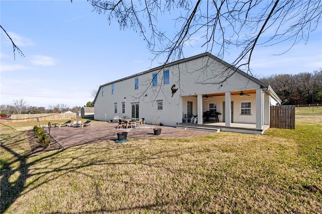 12265 Greasy Valley Road, Prairie Grove, AR 72753