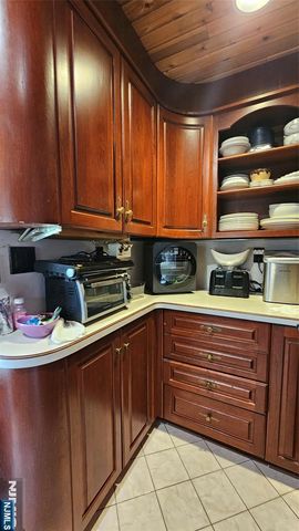 534 Hamburg Turnpike, West Milford, NJ 07480